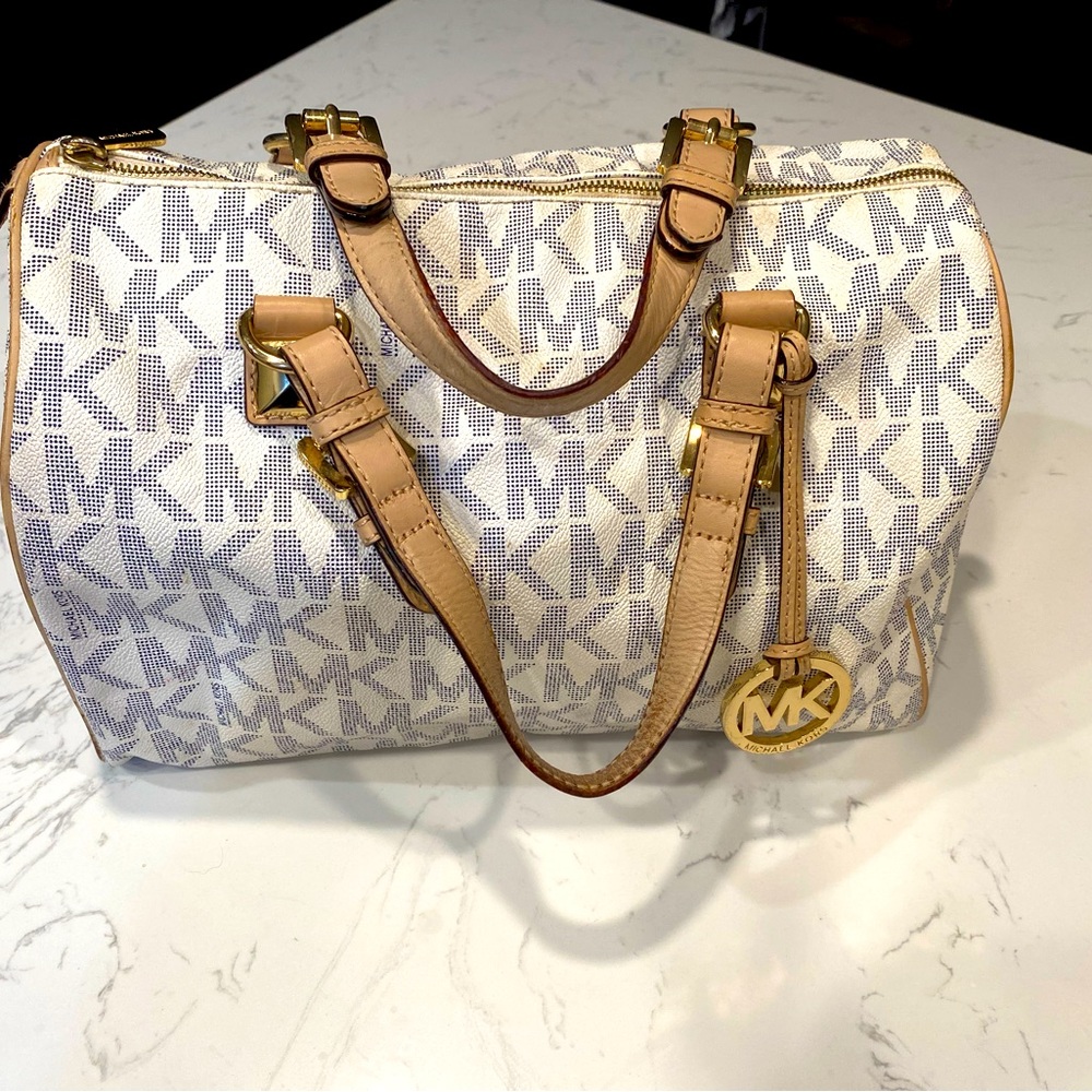 MIchaell Kors purse.